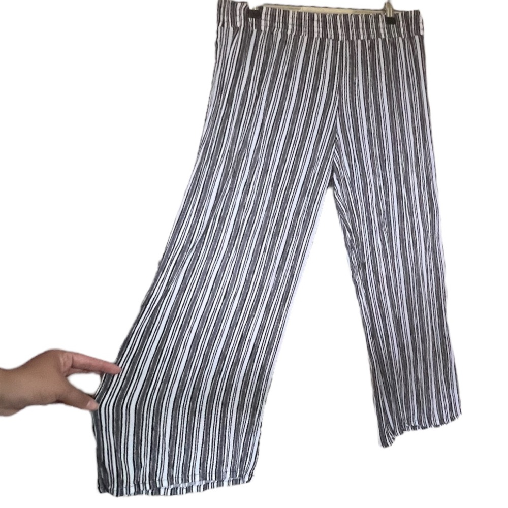APT. 9 Casual stripped pants (L)